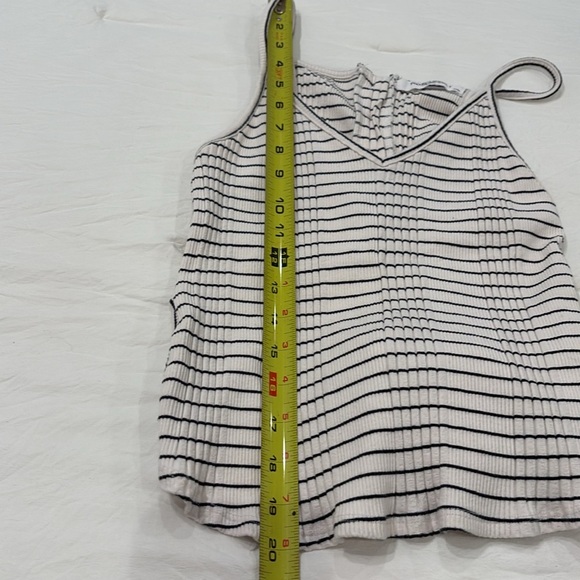 Project social top great condition - Picture 7 of 10